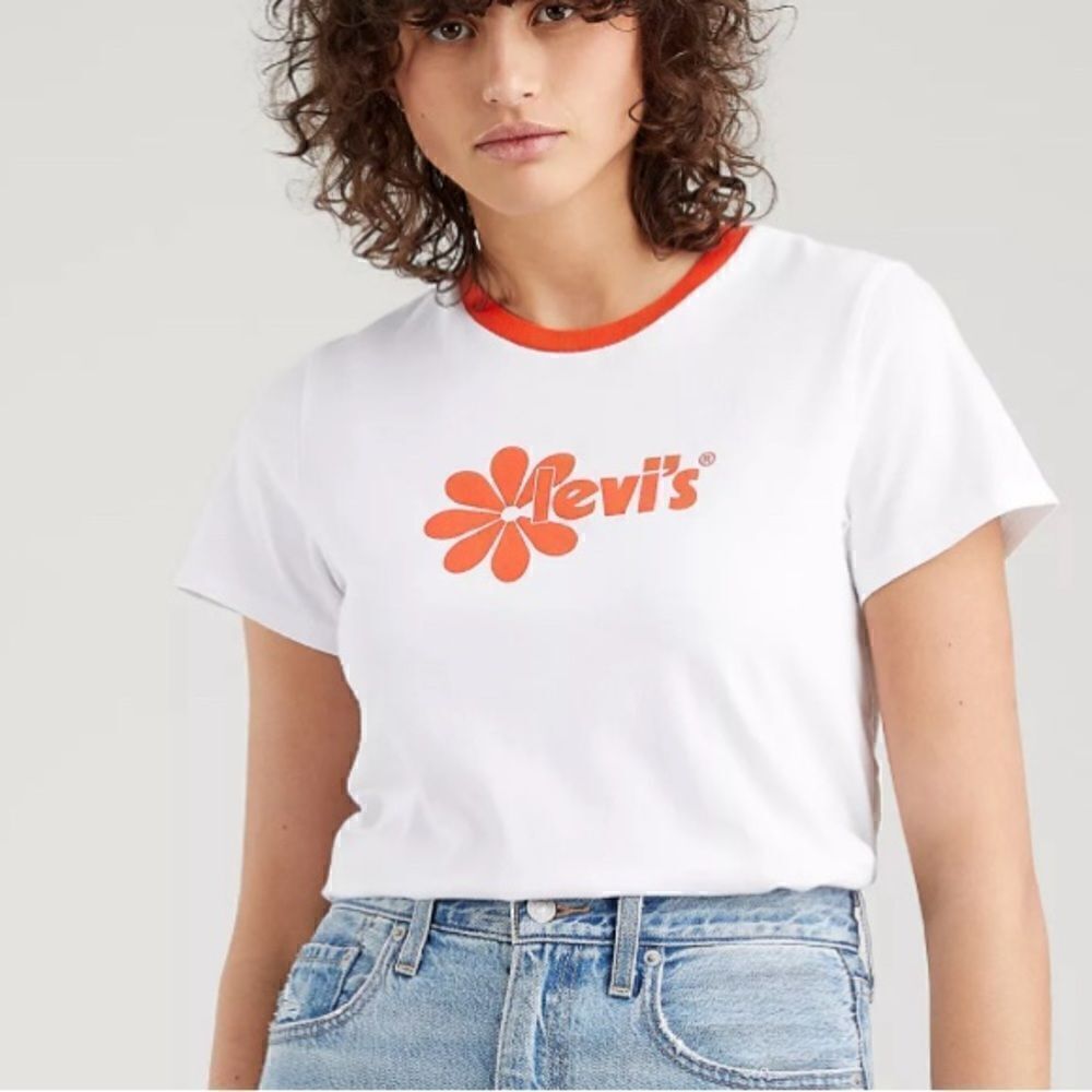 Levi’s Jodie T- Shirt In White & Red
